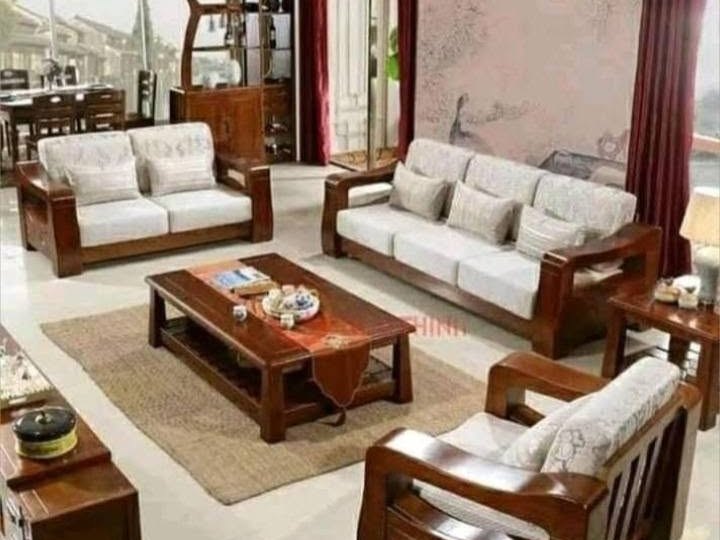 Juego de comedor y living de madera